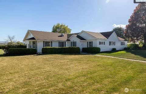 Photo of 7108 W Argent RD, Pasco, WA 99301 (MLS # 2572357)