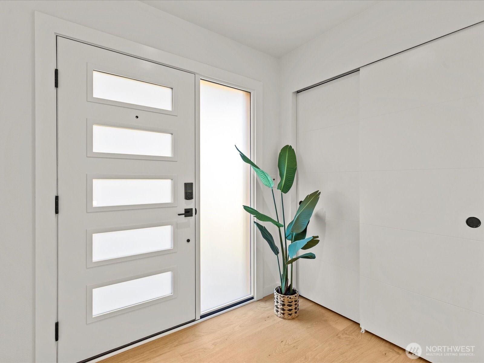 12834 Ashworth Avenue N