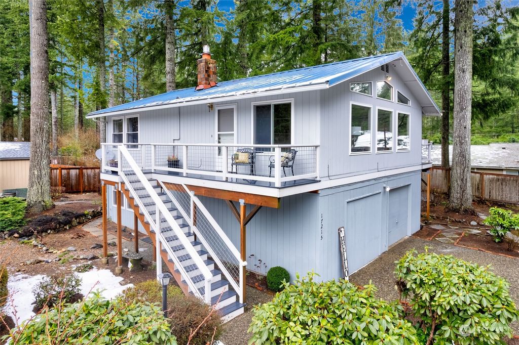 Photo of 17215 432nd Avenue SE, North Bend, WA 98045 (MLS # 2204621)