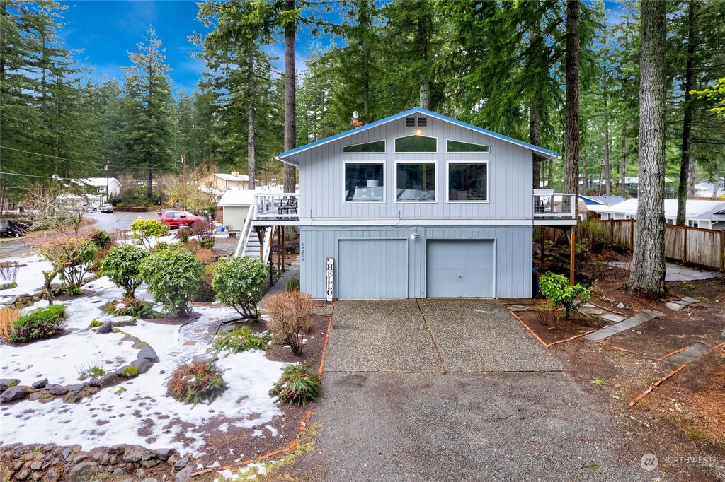 Photo of 17215 432nd Avenue SE, North Bend, WA 98045 (MLS # 2204621)