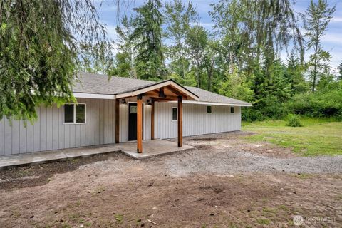 Photo of 37412 34th Avenue S, Roy, WA 98580 (MLS # 2396901)