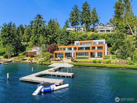 Photo of 3840 E Mercer Way, Mercer Island, WA 98040 (MLS # 2590523)