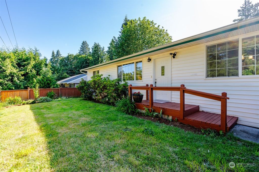 Photo of 24108 48th Avenue W, Mountlake Terrace, WA 98043 (MLS # 2252125)