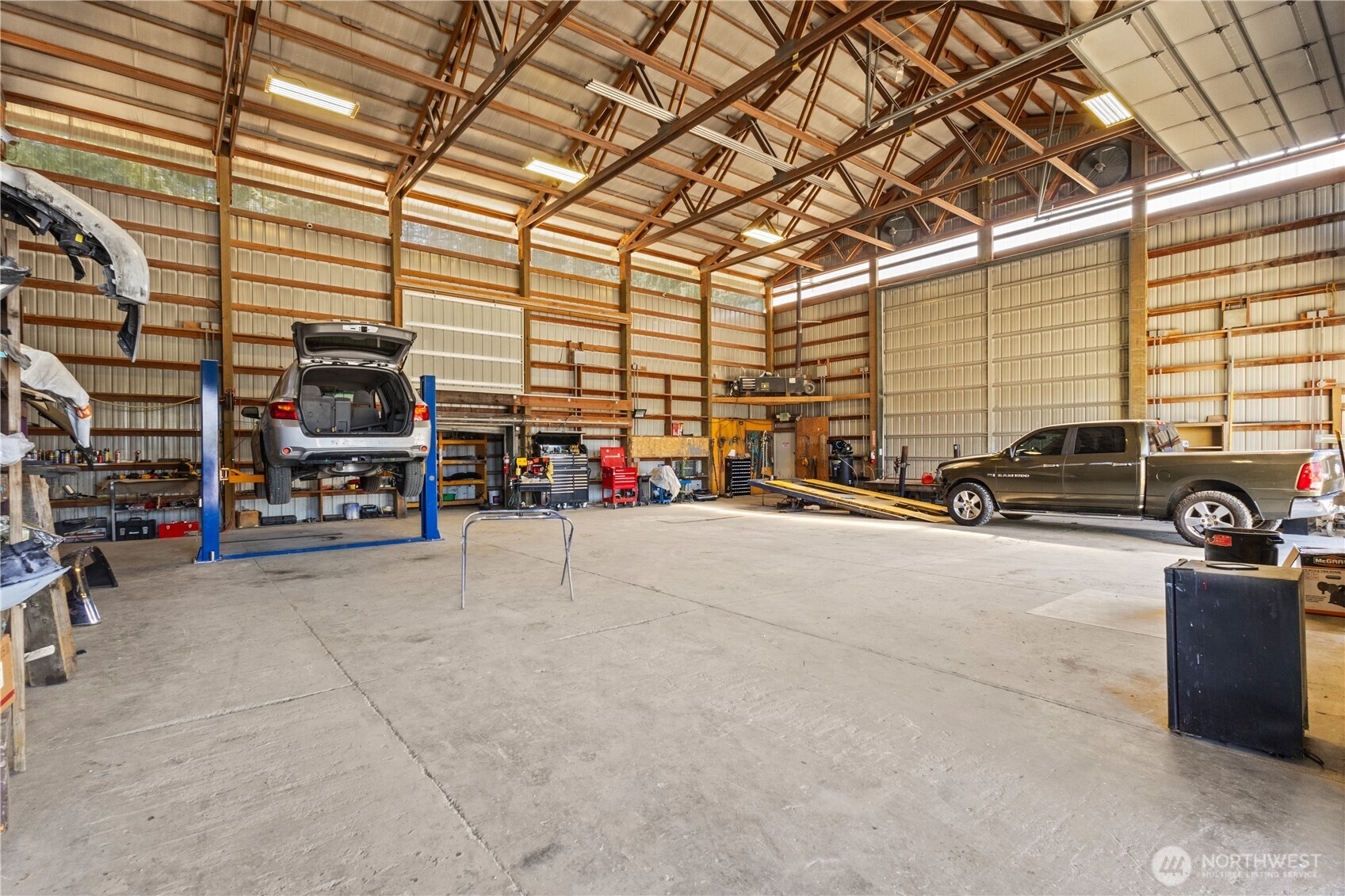 213 eleanor ct