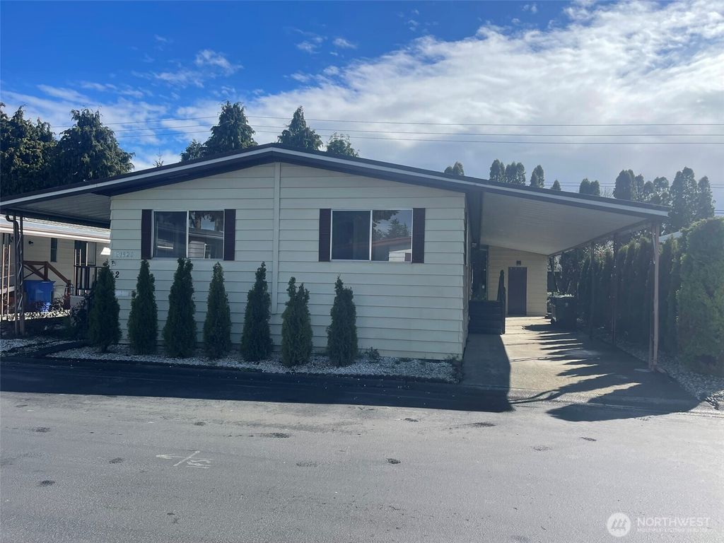 Photo of 21920 107th Ave SE #2, Kent, WA 98031 (MLS # 2351579)