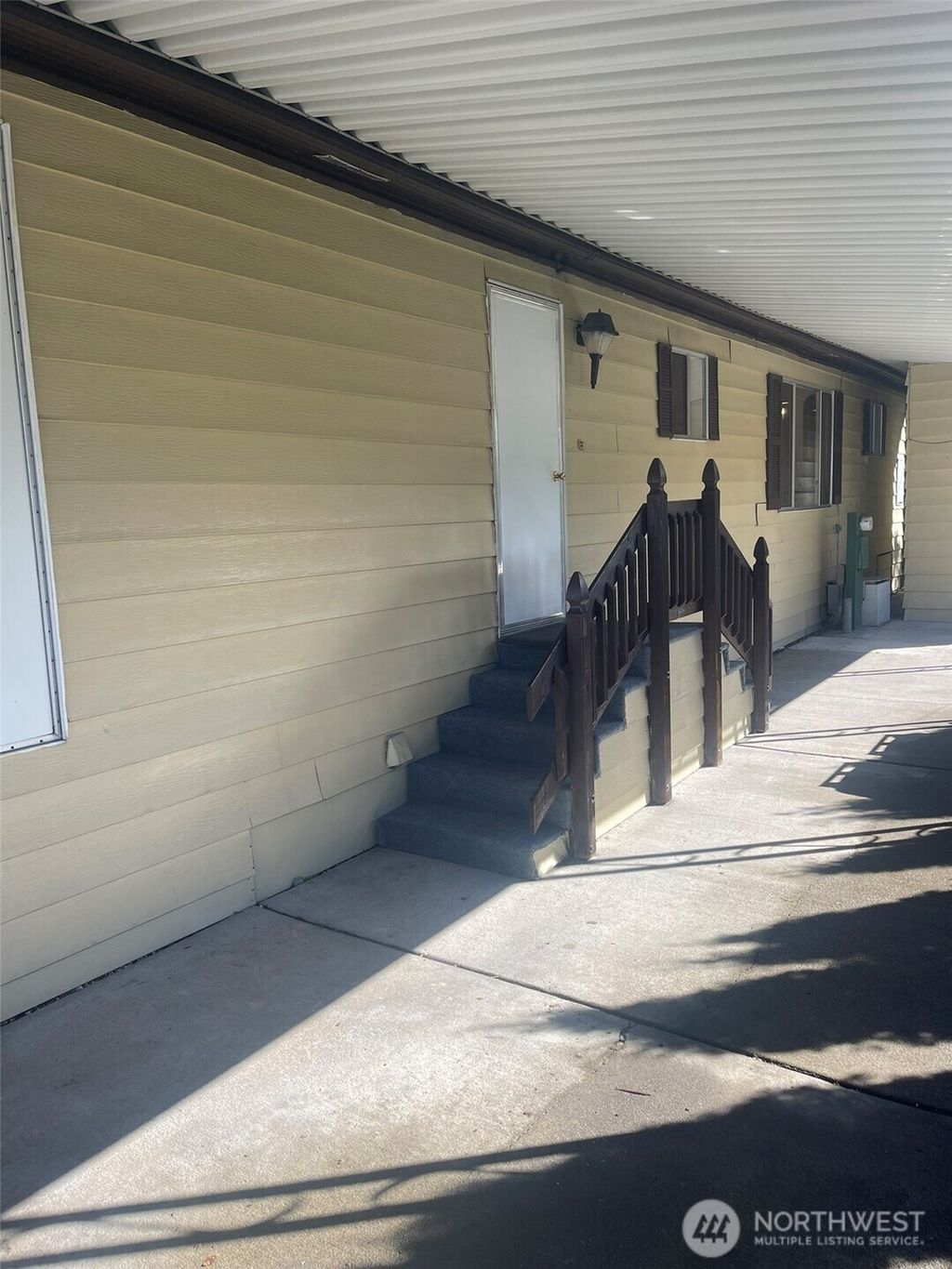 Photo of 21920 107th Ave SE #2, Kent, WA 98031 (MLS # 2351579)