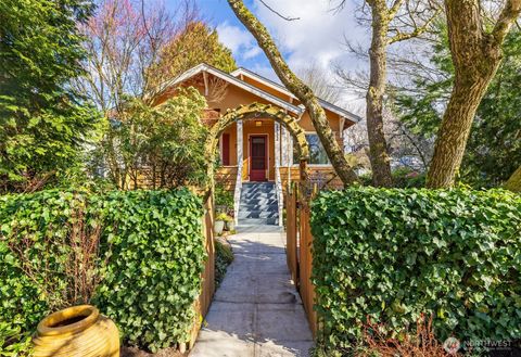 Photo of 2332 45th Avenue SW, Seattle, WA 98116 (MLS # 2499171)