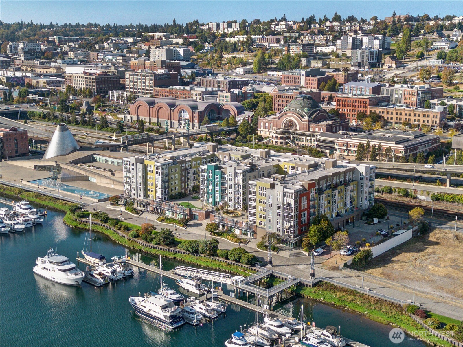 1705 Dock Street 531