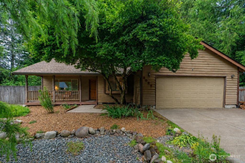 Photo of 2024 86th Court SW, Olympia, WA 98512 (MLS # 2545793)