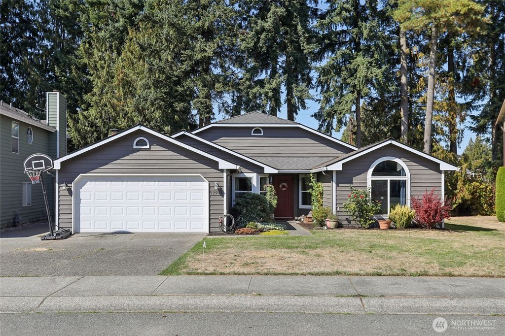 Photo of 13918 54th Avenue SE, Everett, WA 98208 (MLS # 2435247)
