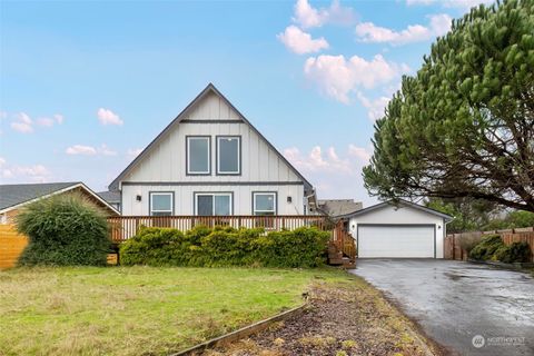 585 Ocean Shores Boulevard SW, Ocean Shores, WA 98569 - MLS#: 2319469
