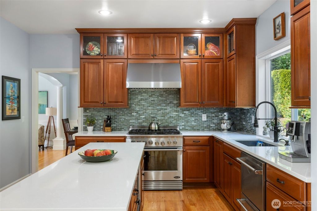 Photo of 6817 Picnic Point Road, Edmonds, WA 98026 (MLS # 2389286)