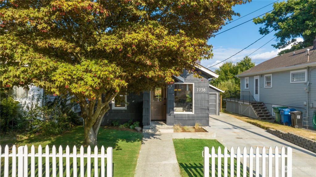 Photo of 7738 10th Avenue NW, Seattle, WA 98117 (MLS # 2278909)
