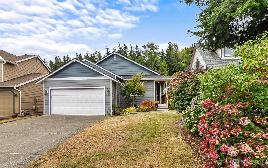 Photo of 133 43RD Street, Bellingham, WA 98229 (MLS # 2588378)