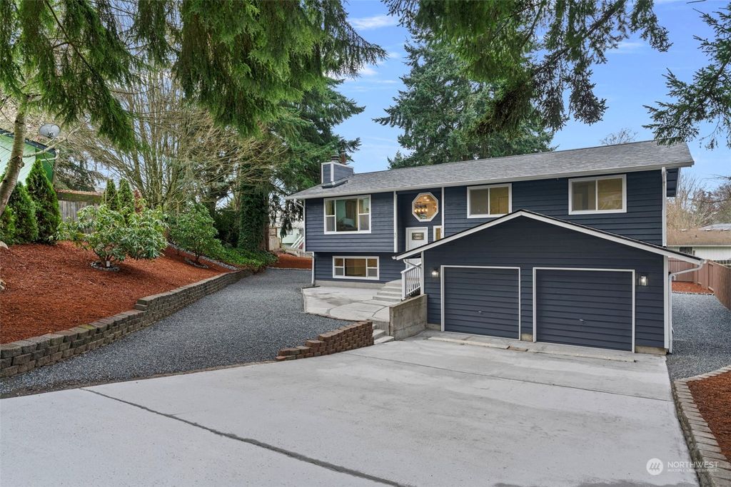 Photo of 95 Hylebos Avenue, Milton, WA 98354 (MLS # 2186579)