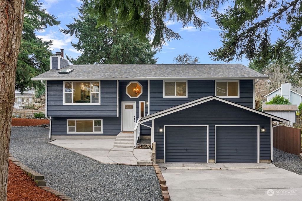 Photo of 95 Hylebos Avenue, Milton, WA 98354 (MLS # 2186579)