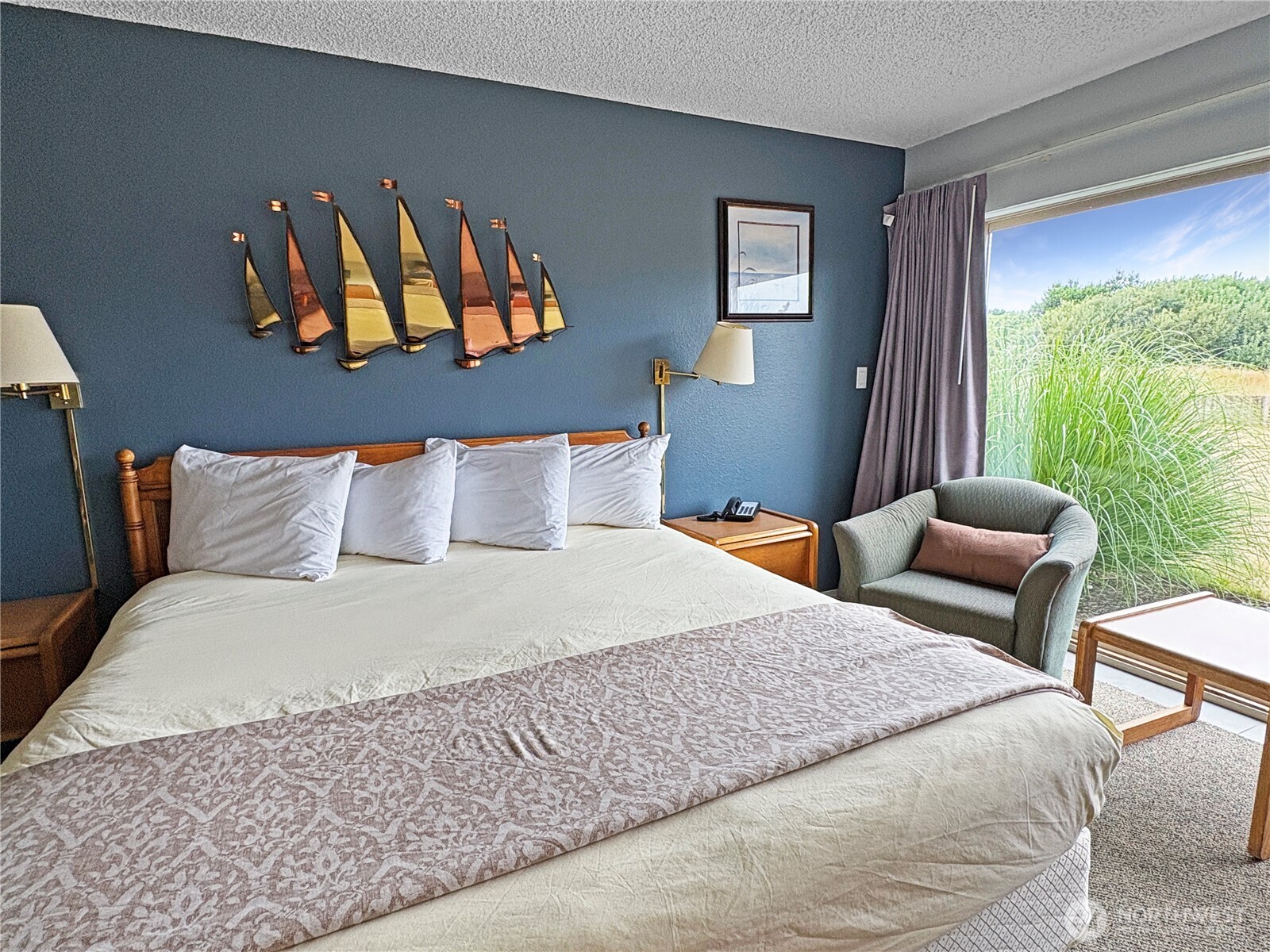 615 Ocean Shores Boulevard NW 113