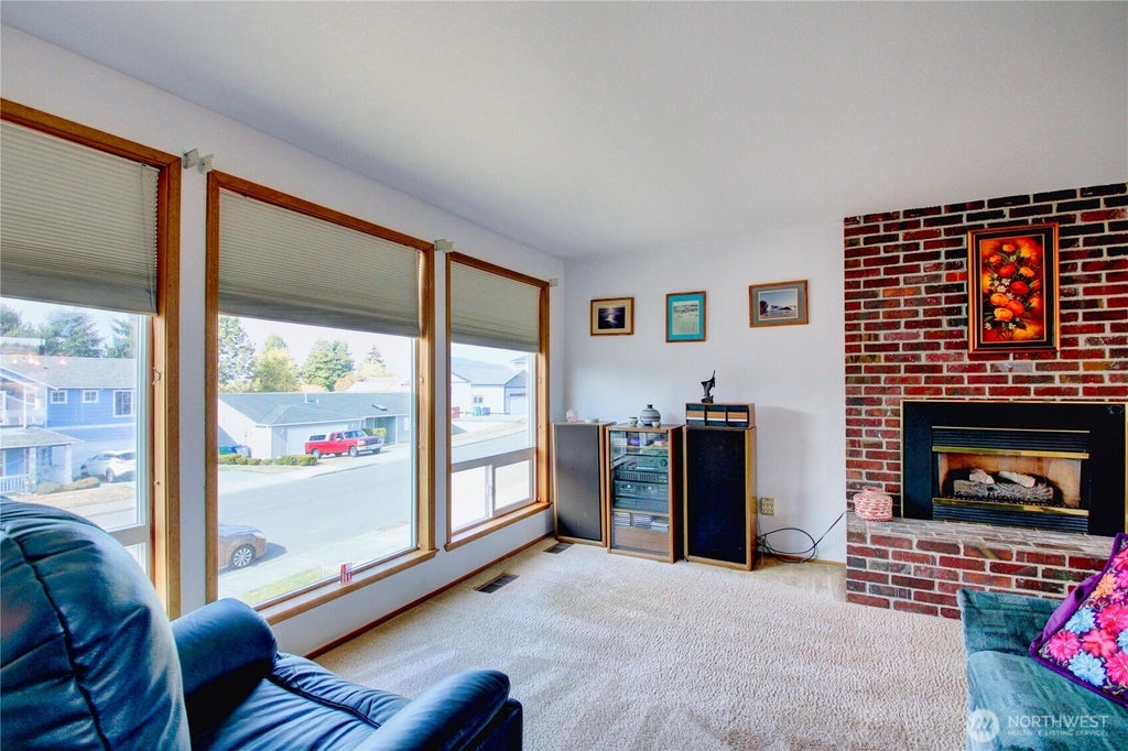 Photo of 4417 Glasgow Way, Anacortes, WA 98221 (MLS # 2567395)