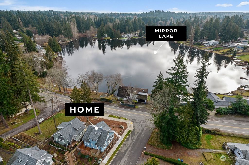 Photo of 31116 6th Lane SW, Federal Way, WA 98023 (MLS # 2030117)