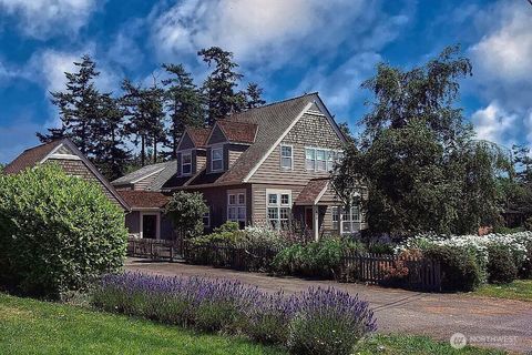 Photo of 577 Scenic Heights Road, Oak Harbor, WA 98277 (MLS # 2428589)