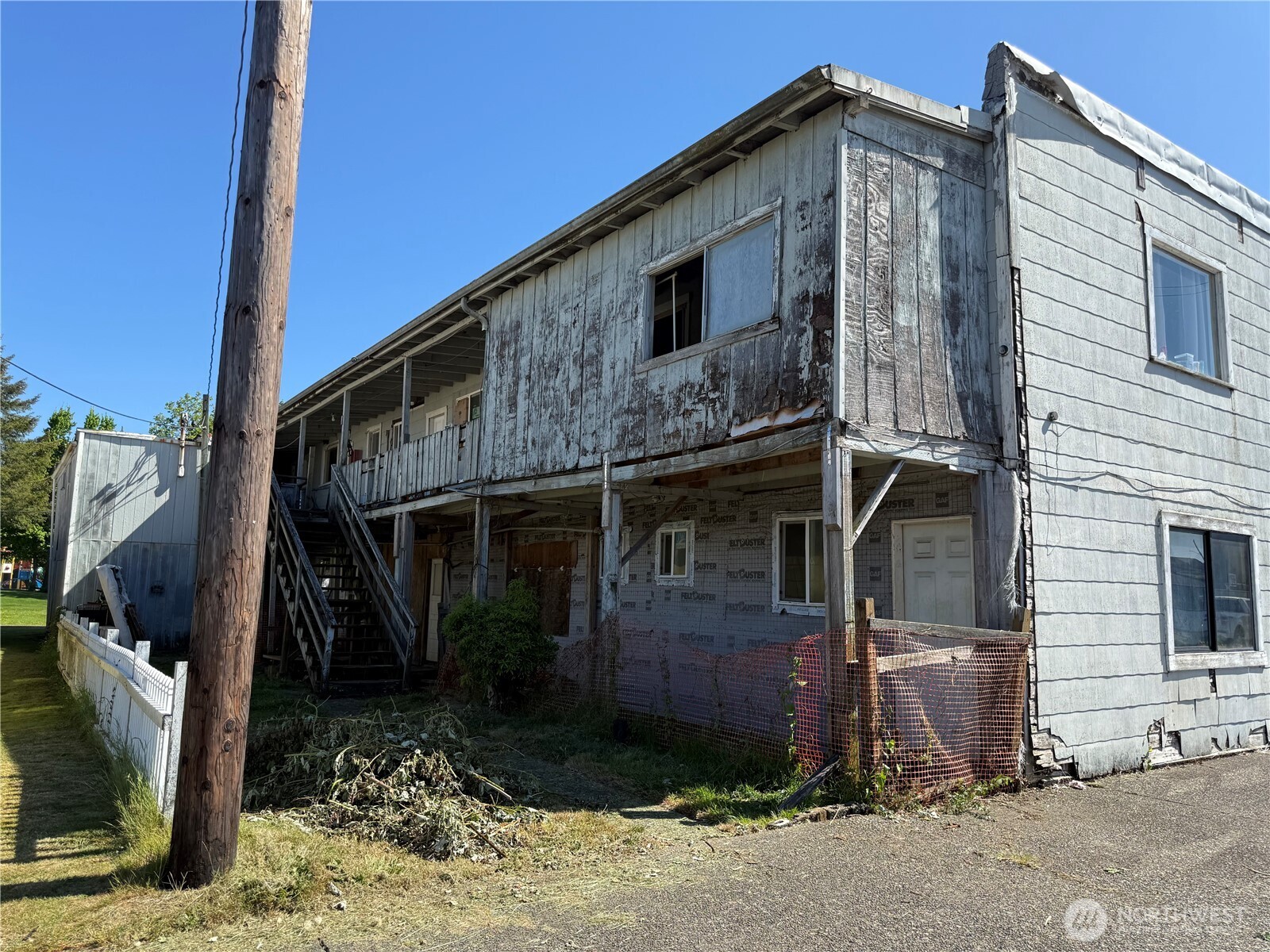 400 9th Street