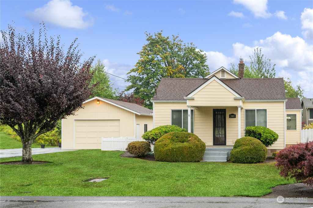 Photo of 2007 117th Avenue NE, Lake Stevens, WA 98258 (MLS # 2164505)