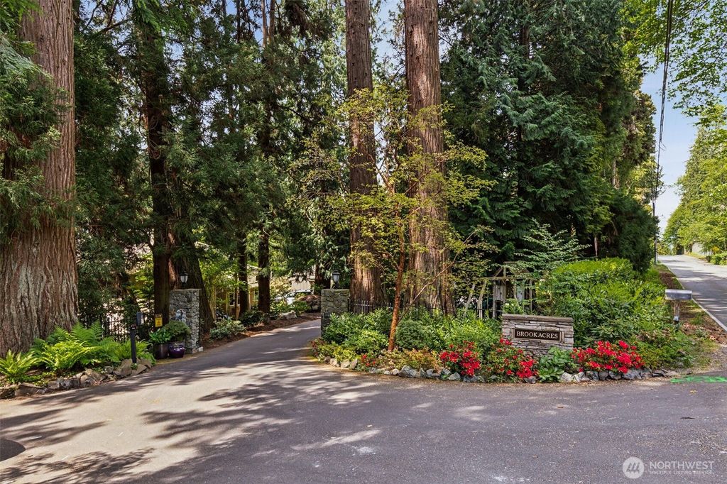 Photo of 16530 76th Avenue W, Edmonds, WA 98026 (MLS # 2519084)
