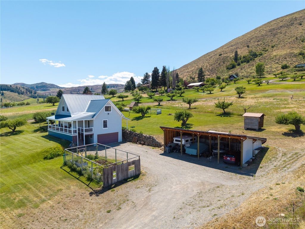 Photo of 195 Twin Lakes Road, Winthrop, WA 98862 (MLS # 2544765)