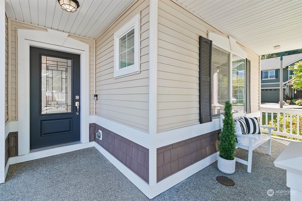 Photo of 9502 McBane Avenue SE, Snoqualmie, WA 98065 (MLS # 2281497)