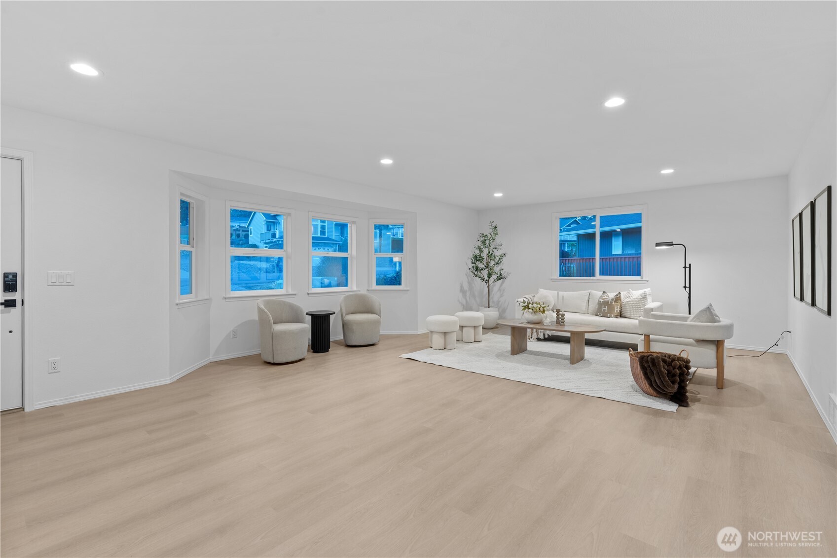 9938 257th Street Ct E