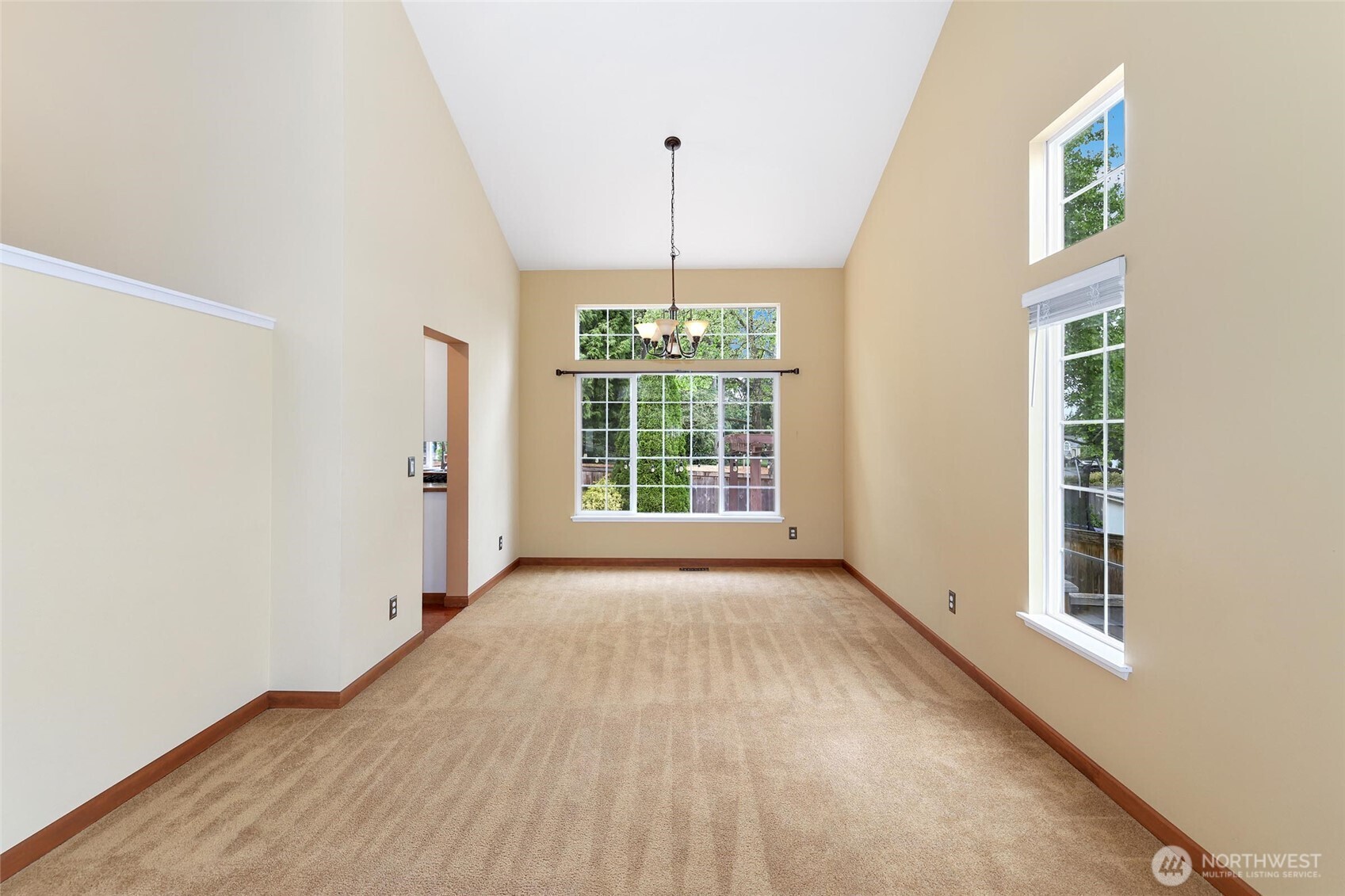 1521 55th Court SE
