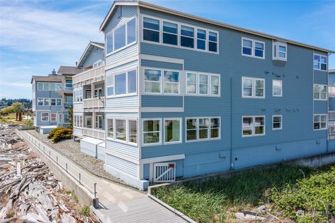 A home in Oak Harbor