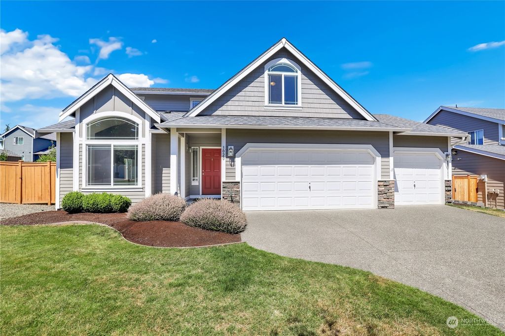 Photo of 3020 SW 311th Street, Federal Way, WA 98023 (MLS # 2269604)