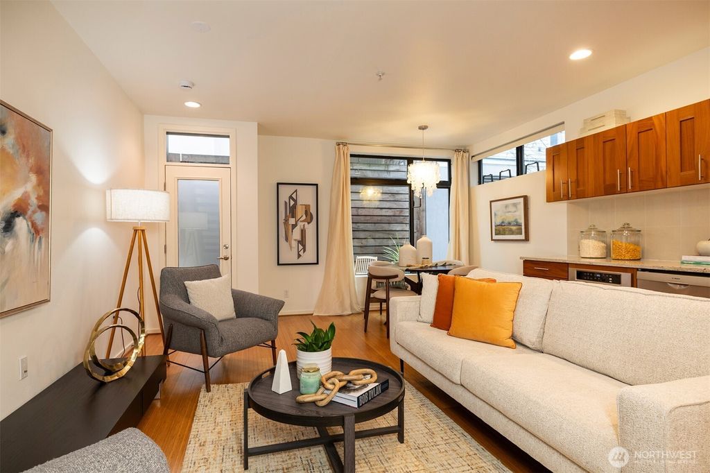 Photo of 1810 11th Avenue #A, Seattle, WA 98122 (MLS # 2467041)