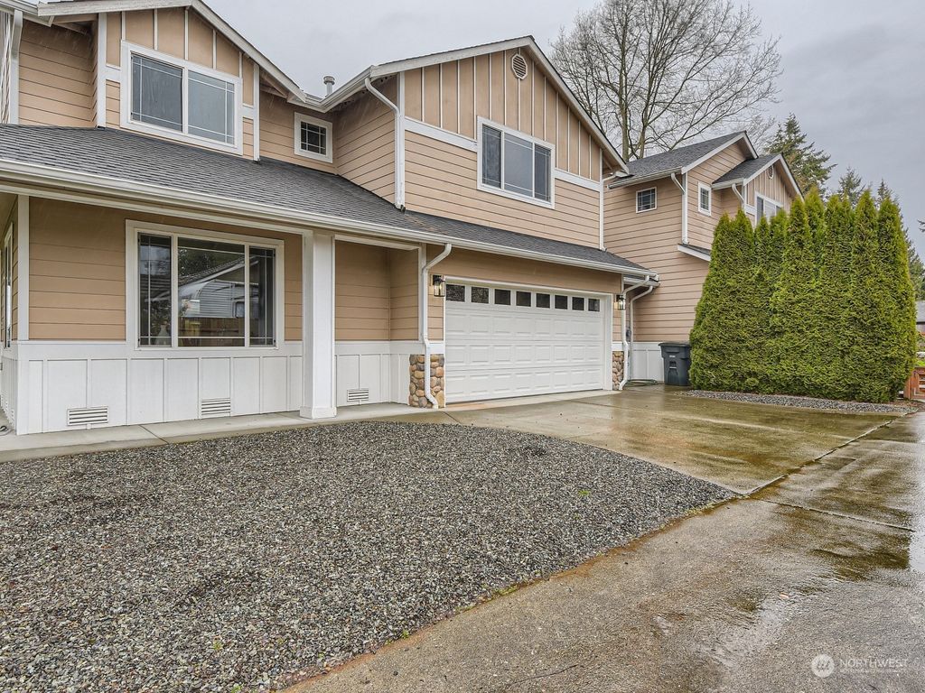 Photo of 6219 W Magnolia Avenue #A, Everett, WA 98203 (MLS # 2046627)