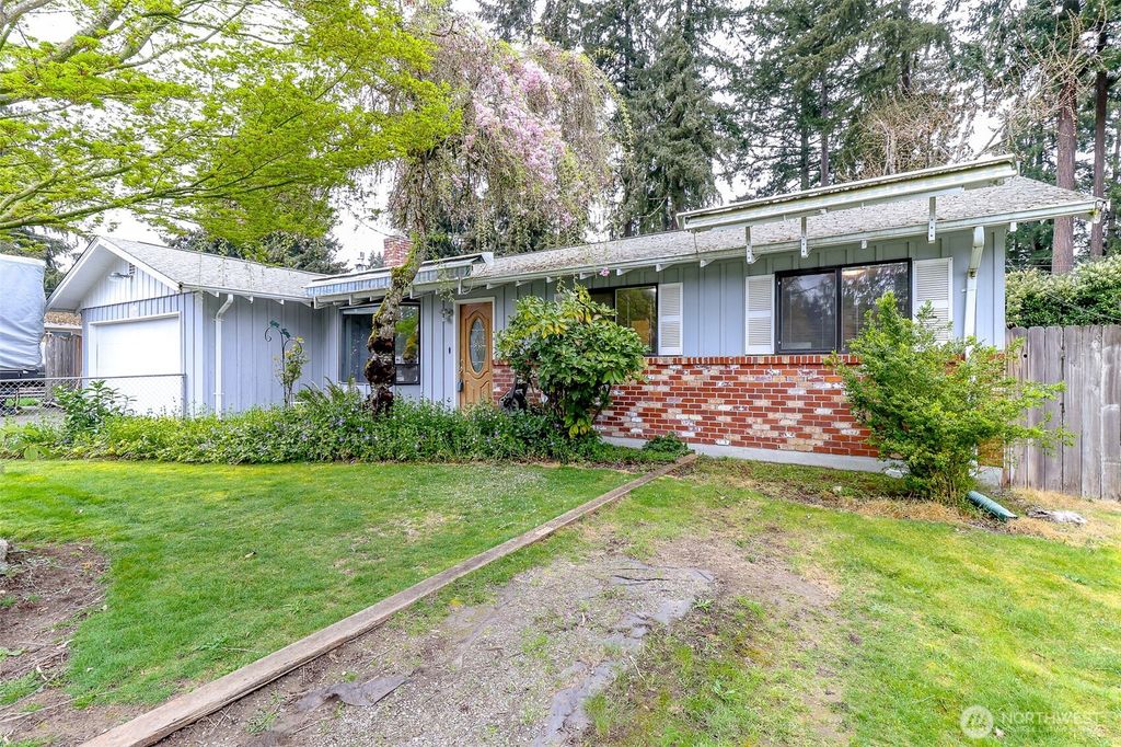 Photo of 11207 92nd St CT SW Ct, Lakewood, WA 98498 (MLS # 2503355)