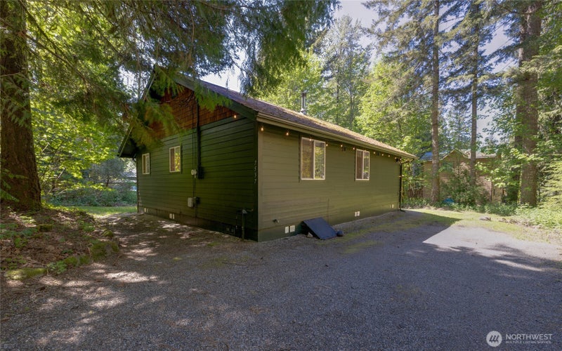 7537 Canyon View Drive