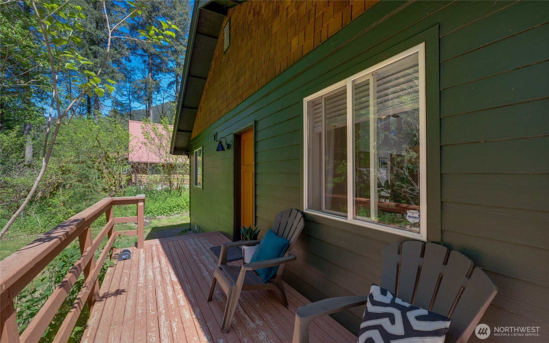 7537 Canyon View Drive