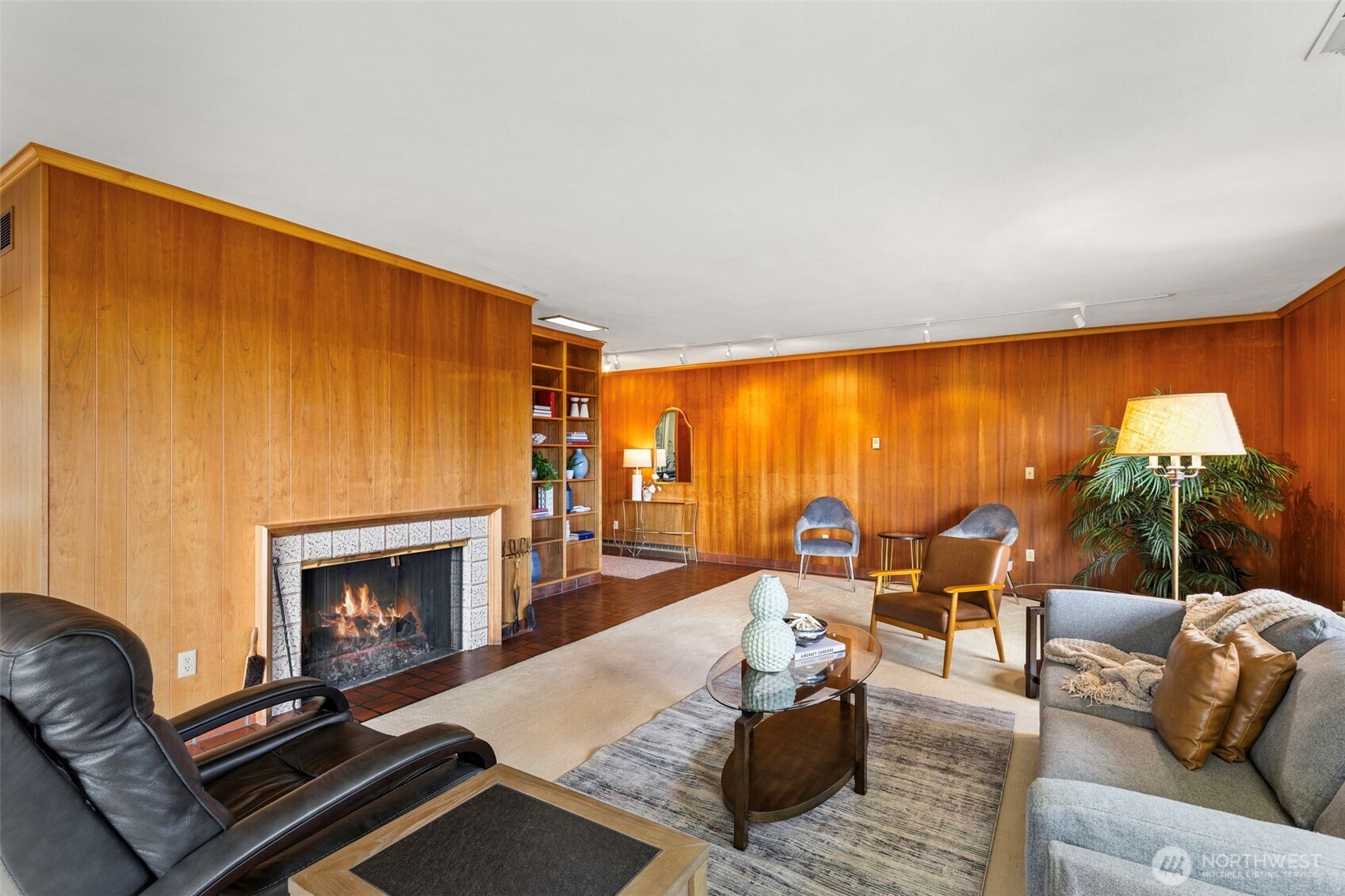 9428 Tracyton Boulevard NW