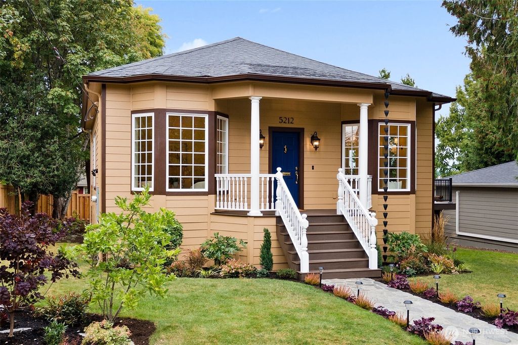 Photo of 5212 S Mayflower Street, Seattle, WA 98118 (MLS # 2436579)