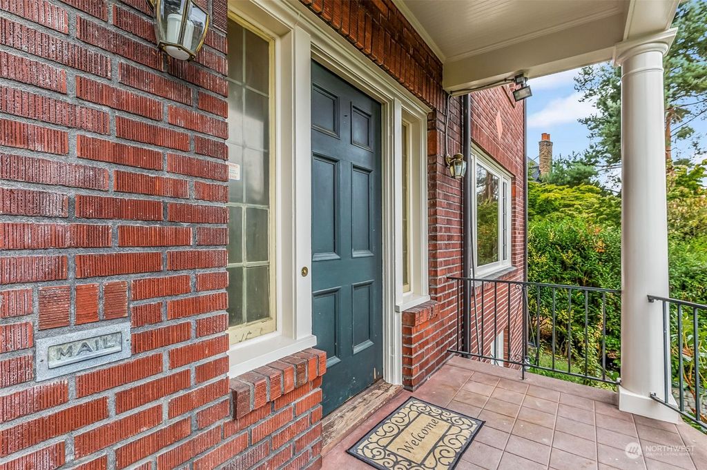 Photo of 1645 Interlaken Place E, Seattle, WA 98112 (MLS # 2162009)