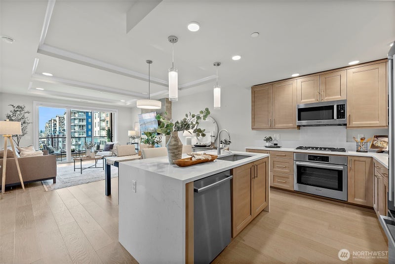 4907 Main Street 524