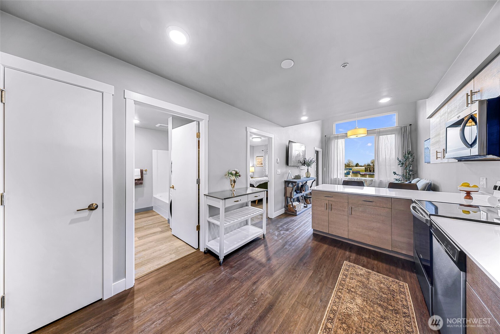 1882 Front Street 404