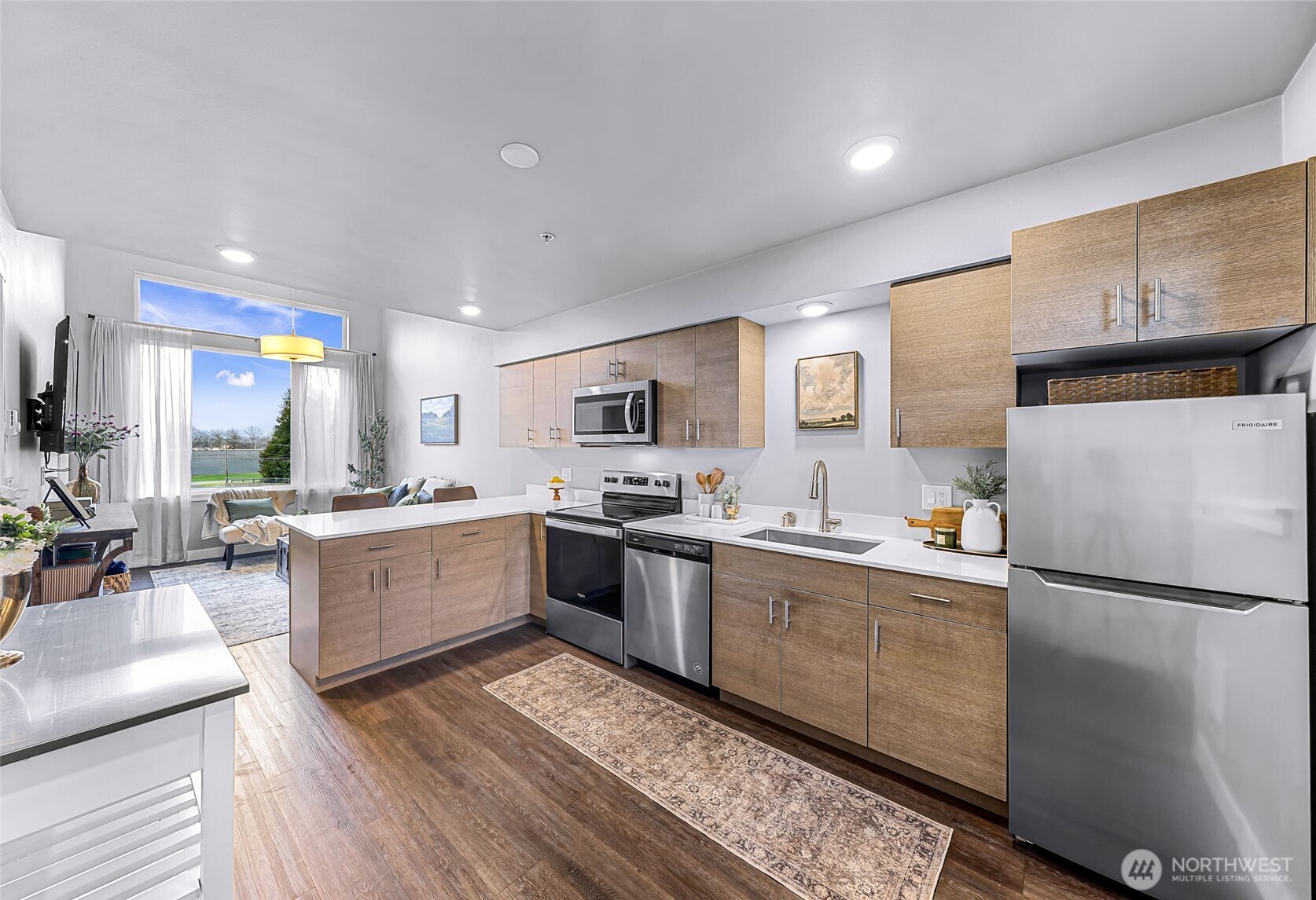 1882 Front Street 404