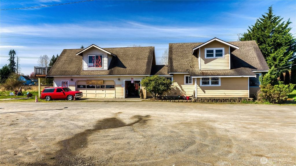 Photo of 1814 172nd Street NE, Marysville, WA 98271 (MLS # 2356583)