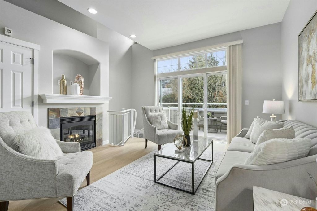 Photo of 1471 Huckleberry Circle #1471, Issaquah, WA 98029 (MLS # 2311363)