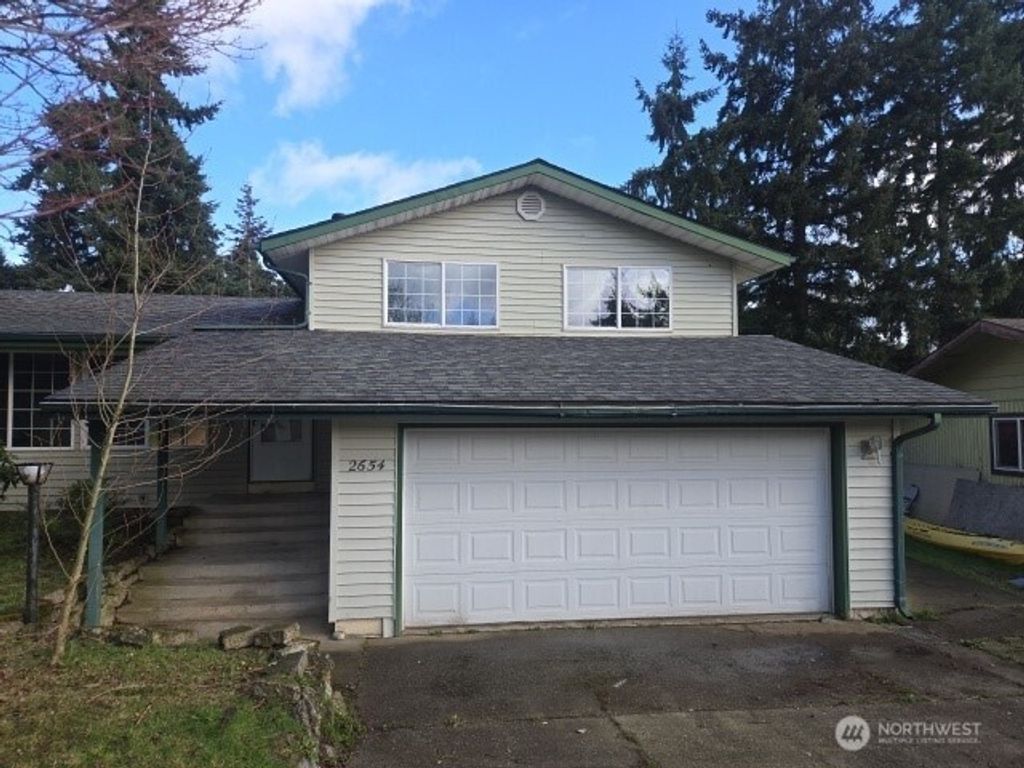 Photo of 2654 SW 334th Place, Federal Way, WA 98023 (MLS # 2520011)