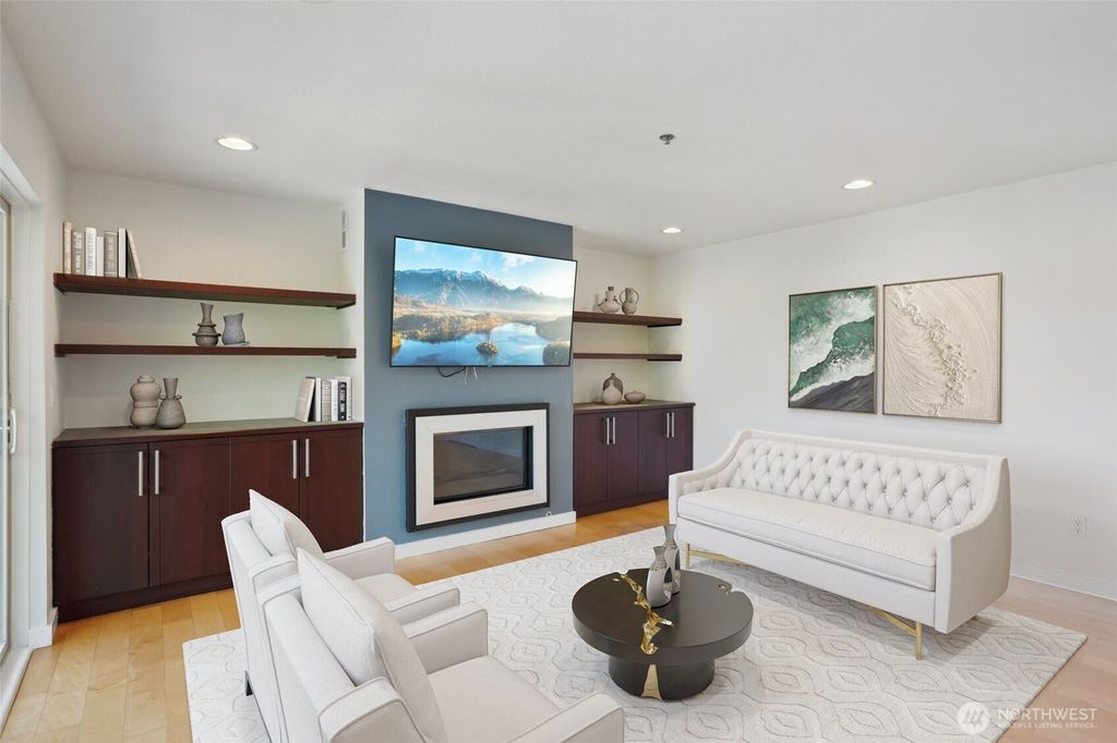 Photo of 701 Galer Street #504, Seattle, WA 98109 (MLS # 2471070)