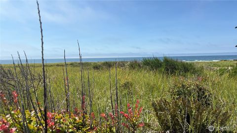 615 Dune Crest Loop Westport WA 98595