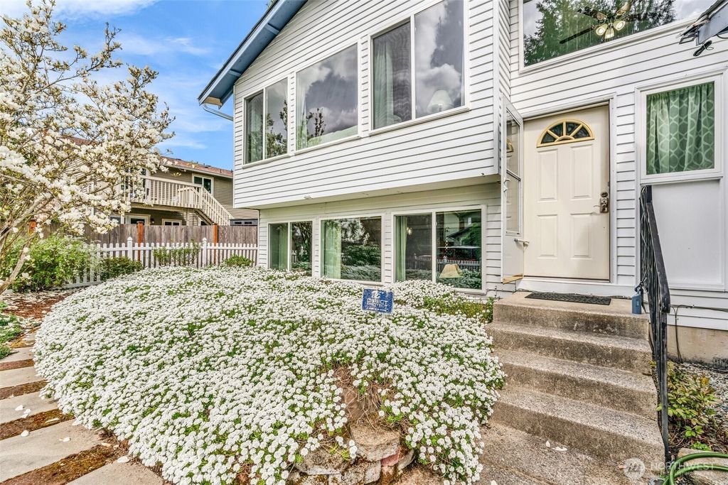 Photo of 1129 207th Place SE, Bothell, WA 98012 (MLS # 2356312)
